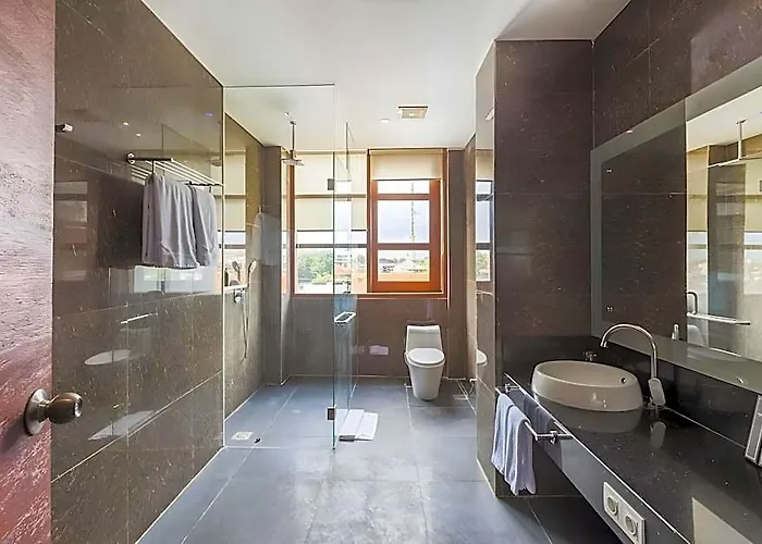 Imani Hotel Seminyak (Bali)